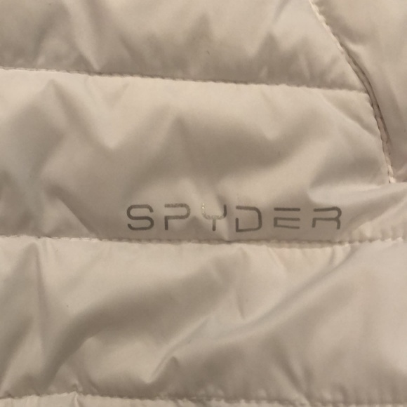 Spyder Girls ThermWeb Quilted Puffer. Size 7 - Picture 9 of 9
